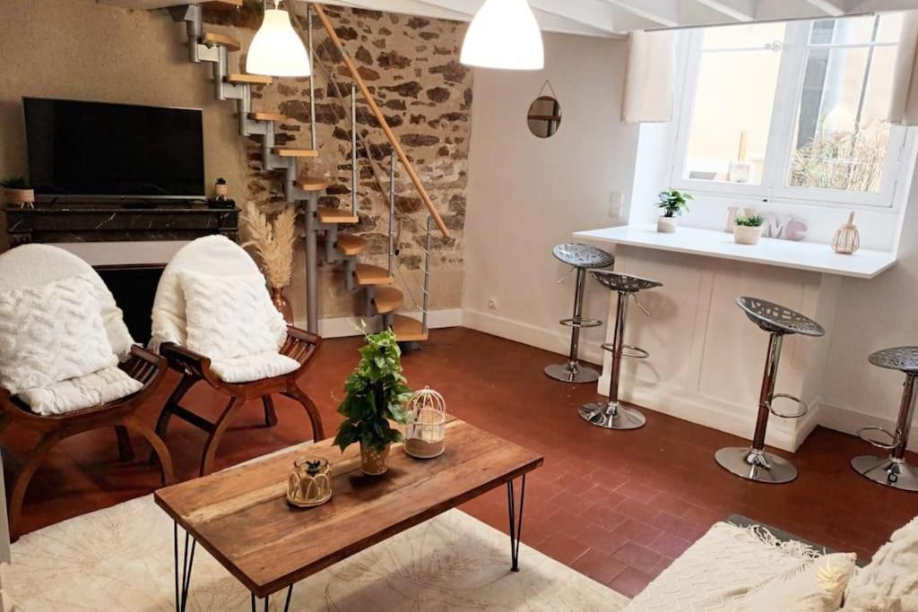 Charmant Duplex En Centre-Ville Le Mans Luaran gambar